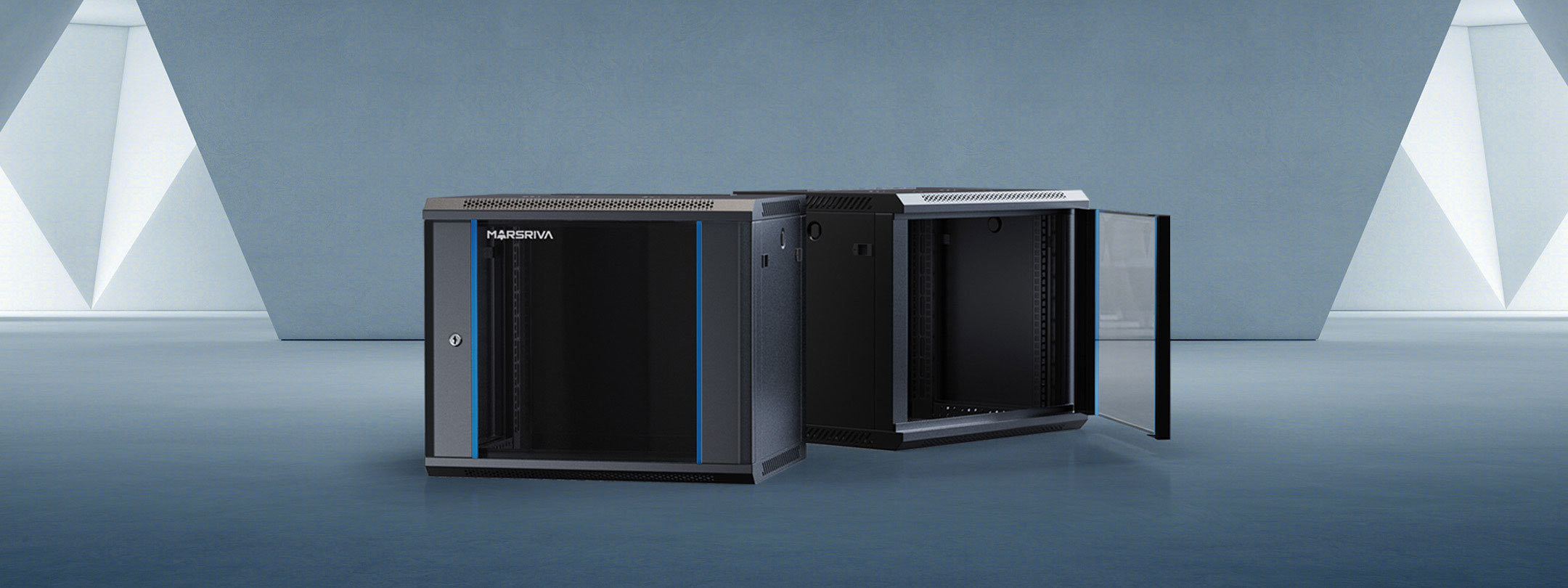 Стеллажи и аксессуары